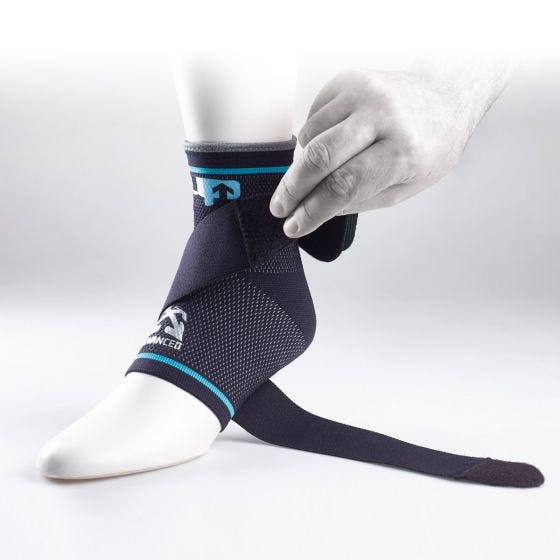 Ultimate Performance Advanced Ultimate Compression Ankle Support Black